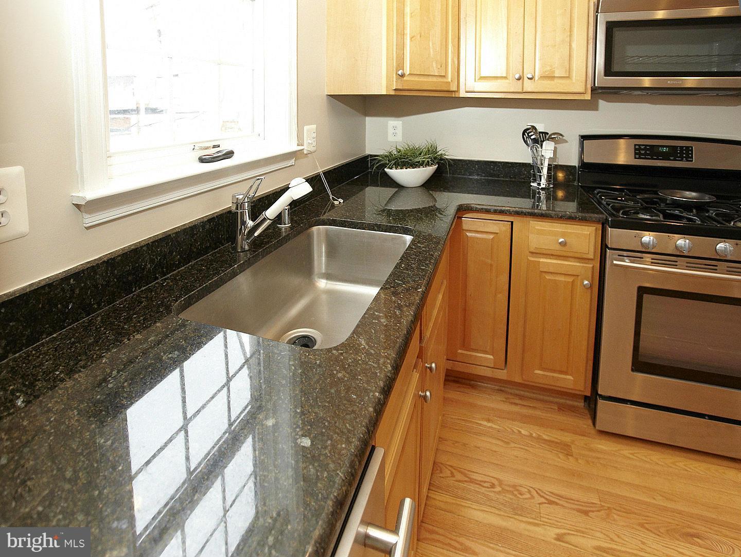 853 Ramsay Street Baltimore, MD 21230 - Photo 17 of 32 Kitchen