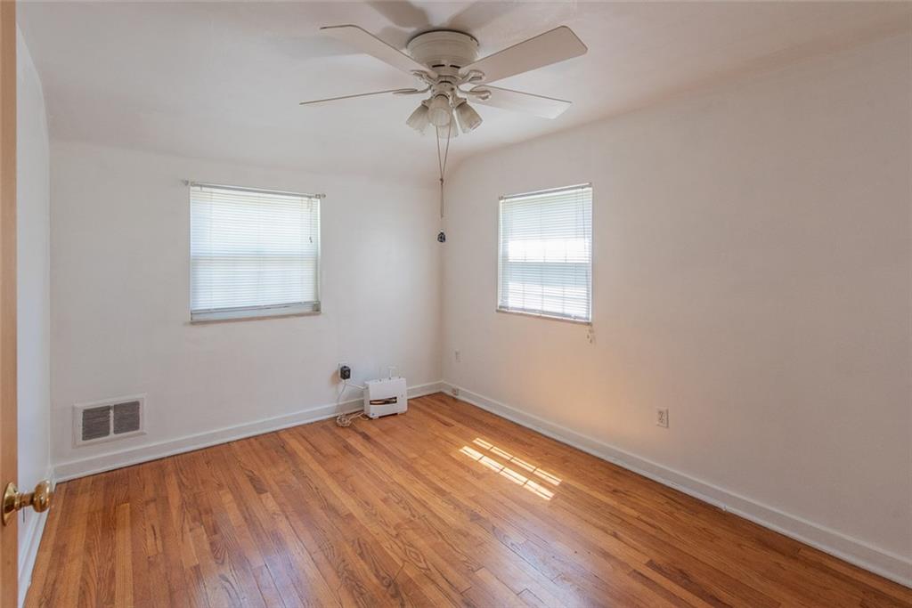 204 Idlewood Road Pittsburgh, PA 15235 - Photo 23 of 24 Gallery Image 23