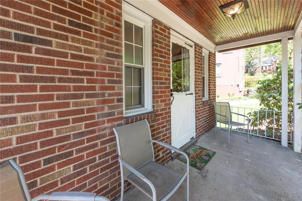 204 Idlewood Road Pittsburgh, PA 15235 - Photo 5 of 24 Gallery Image 5