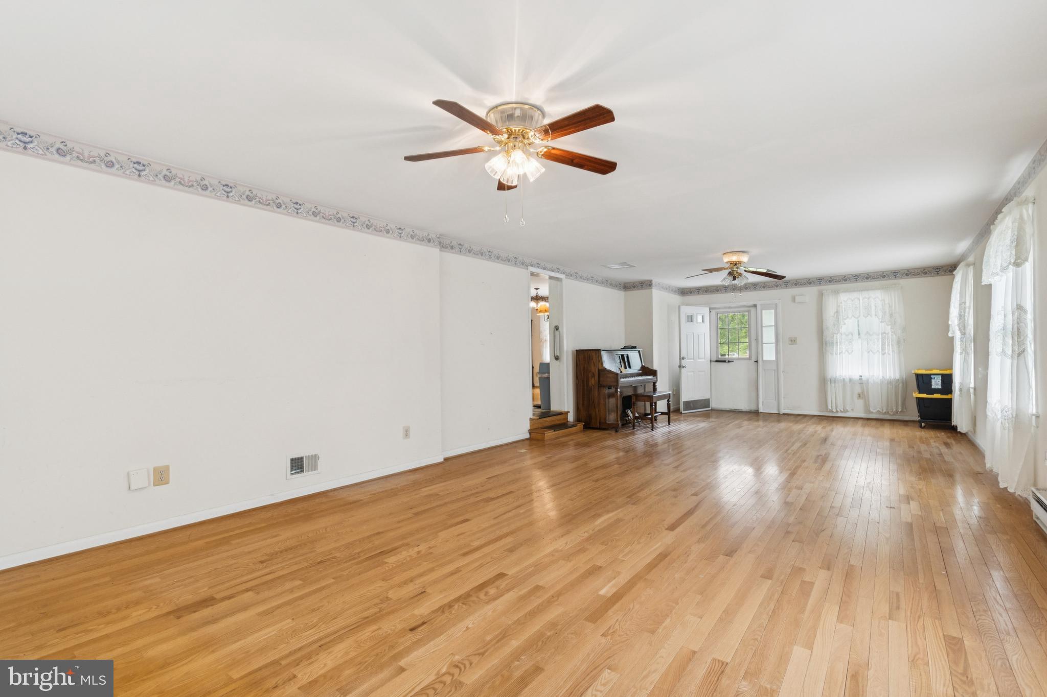 6311 Liberty Road Bealeton, VA 22712 - Photo 8 of 31 Gallery Image 8