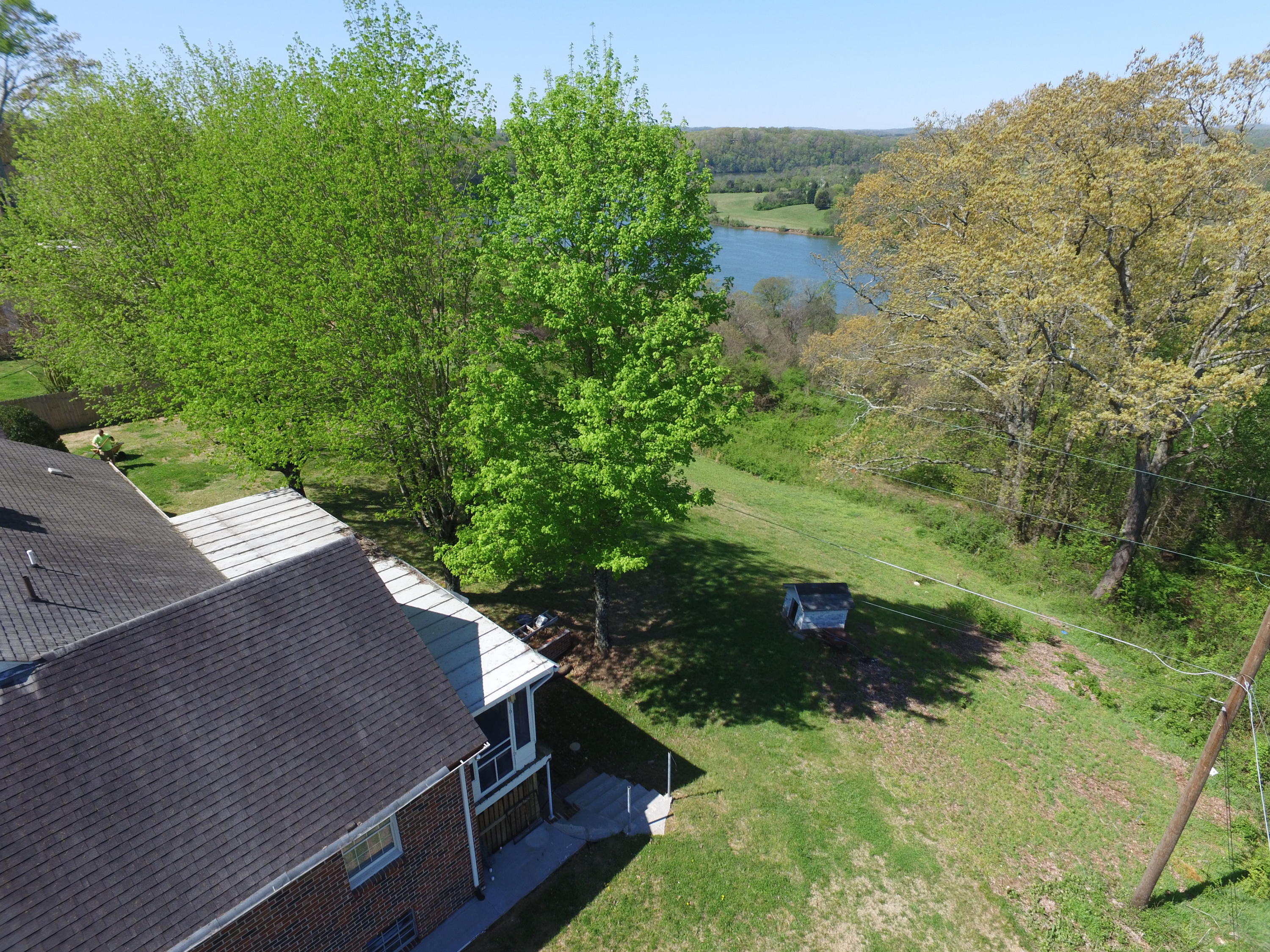 233 Harrison Bend Road Loudon, TN 37774 - Photo 8 of 40 233 rear view