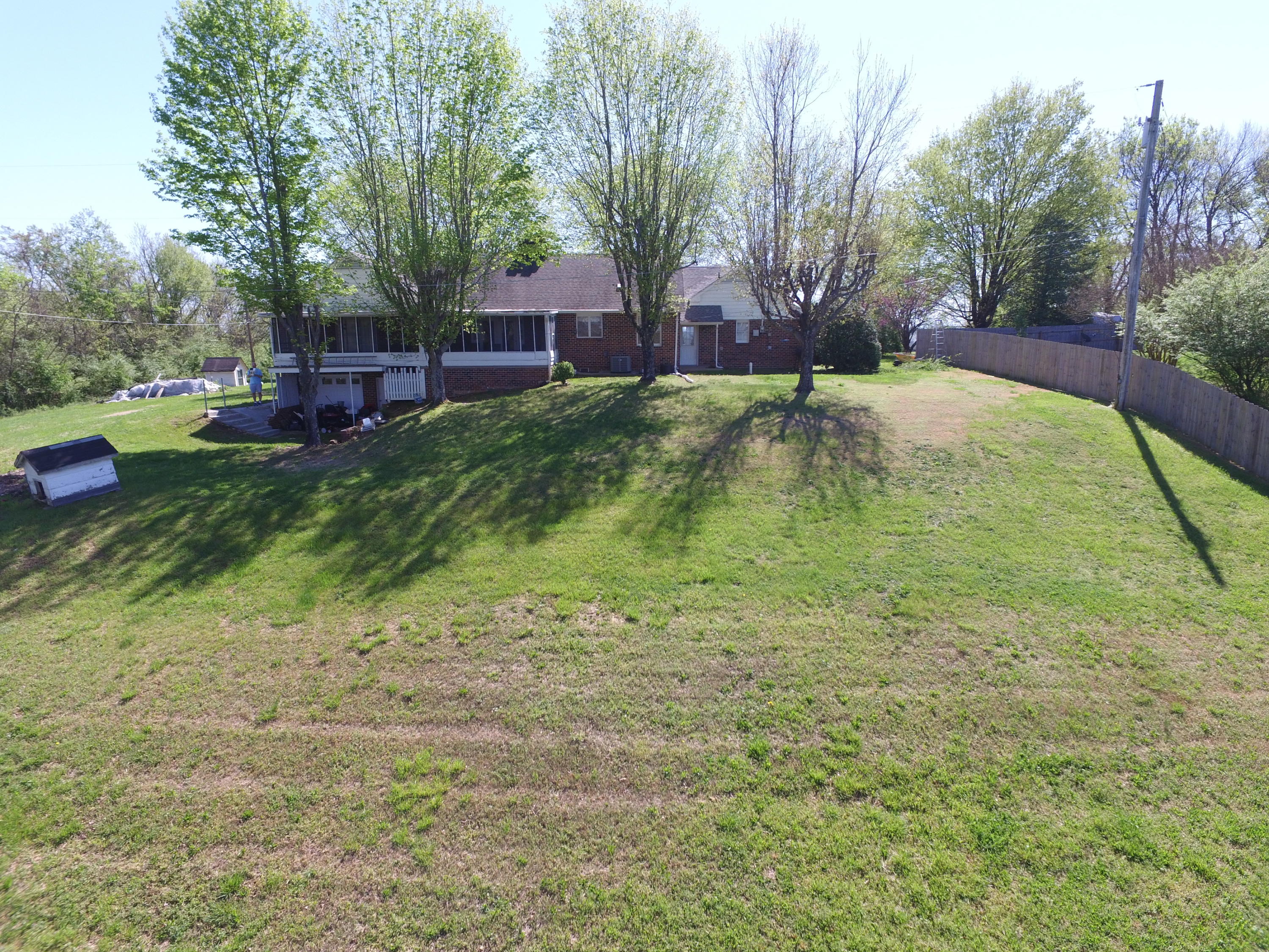 233 Harrison Bend Road Loudon, TN 37774 - Photo 9 of 40 233 Harrison Bend Rear 2