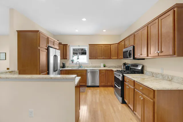 $639,000 | 20 Harvest Ridge Road, Unit 23, Freeport, ME 04032