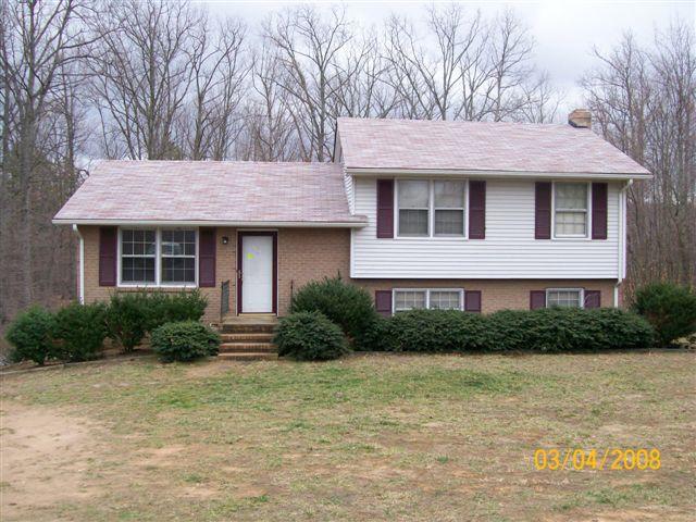 1396 Izaak Walton Road Hurt, VA 24563 - Photo 1 of 1 FRONT