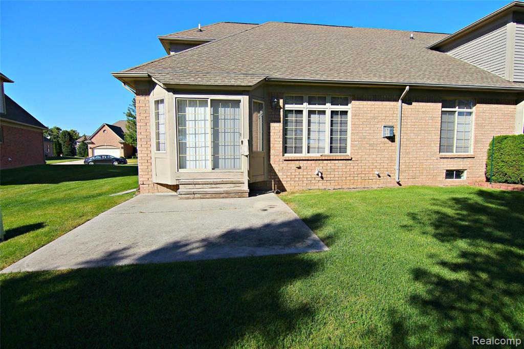 2646 Ridgecrest Drive Utica, MI 48316 - Photo 24 of 25