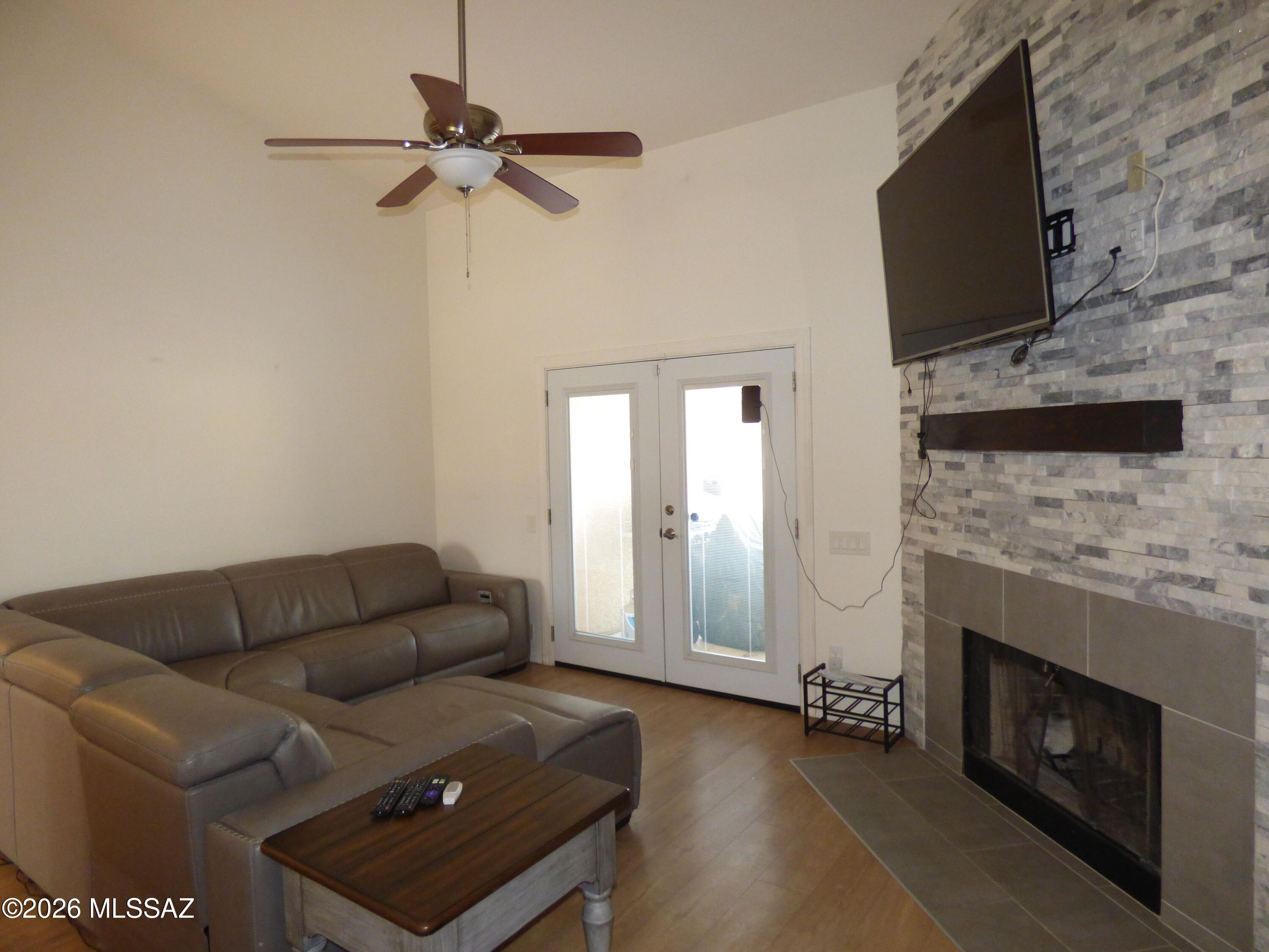 7192 West Rivulet Drive Tucson, AZ 85743 - Photo 2 of 19 P1080859