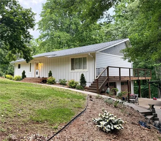 $699,999 | 3721 Griffin Drive, Gainesville, GA 30506
