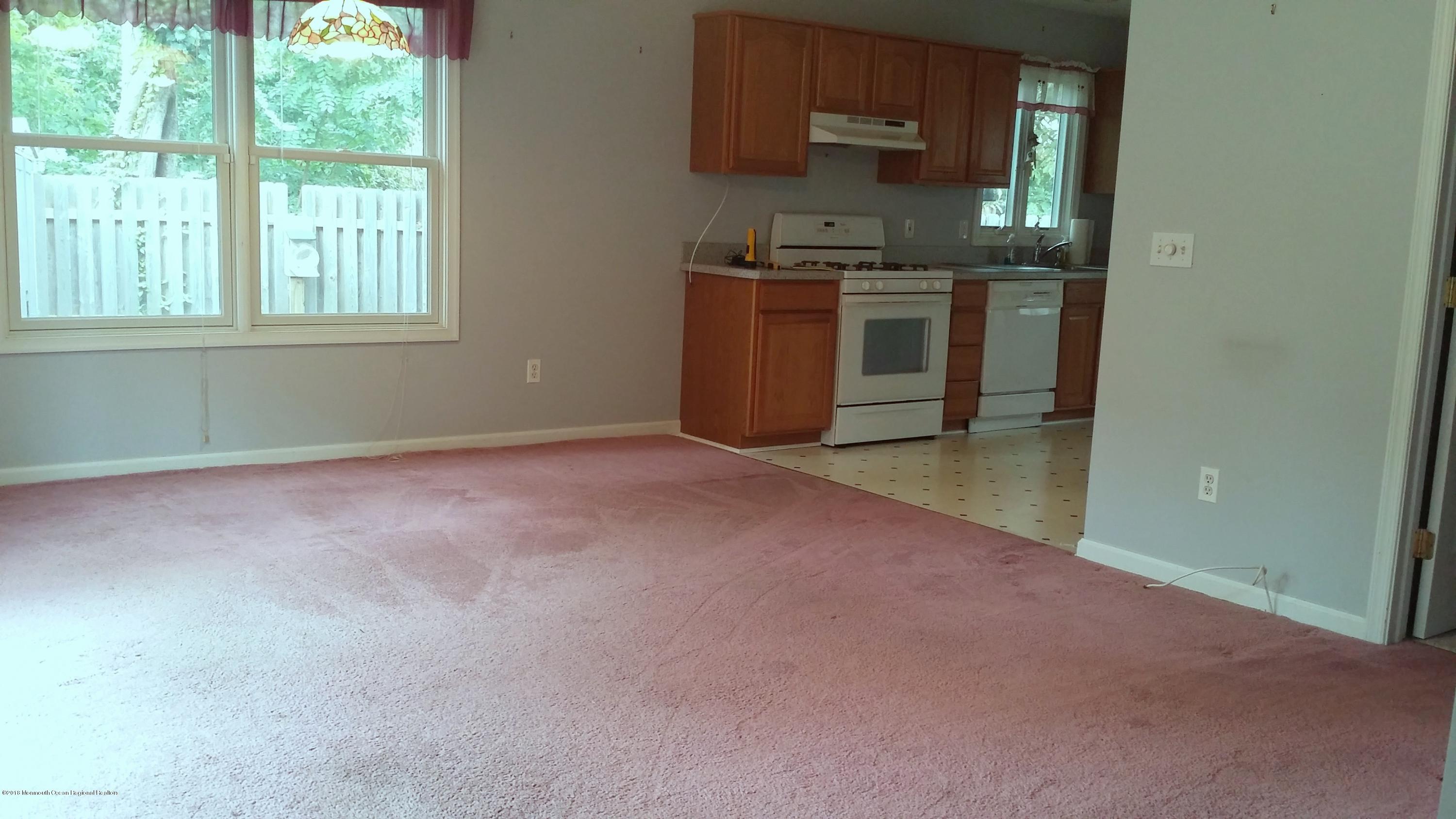 285 Sudbury Road Point Pleasant, NJ 08742 - Photo 42 of 93 MIL LR DR KIT