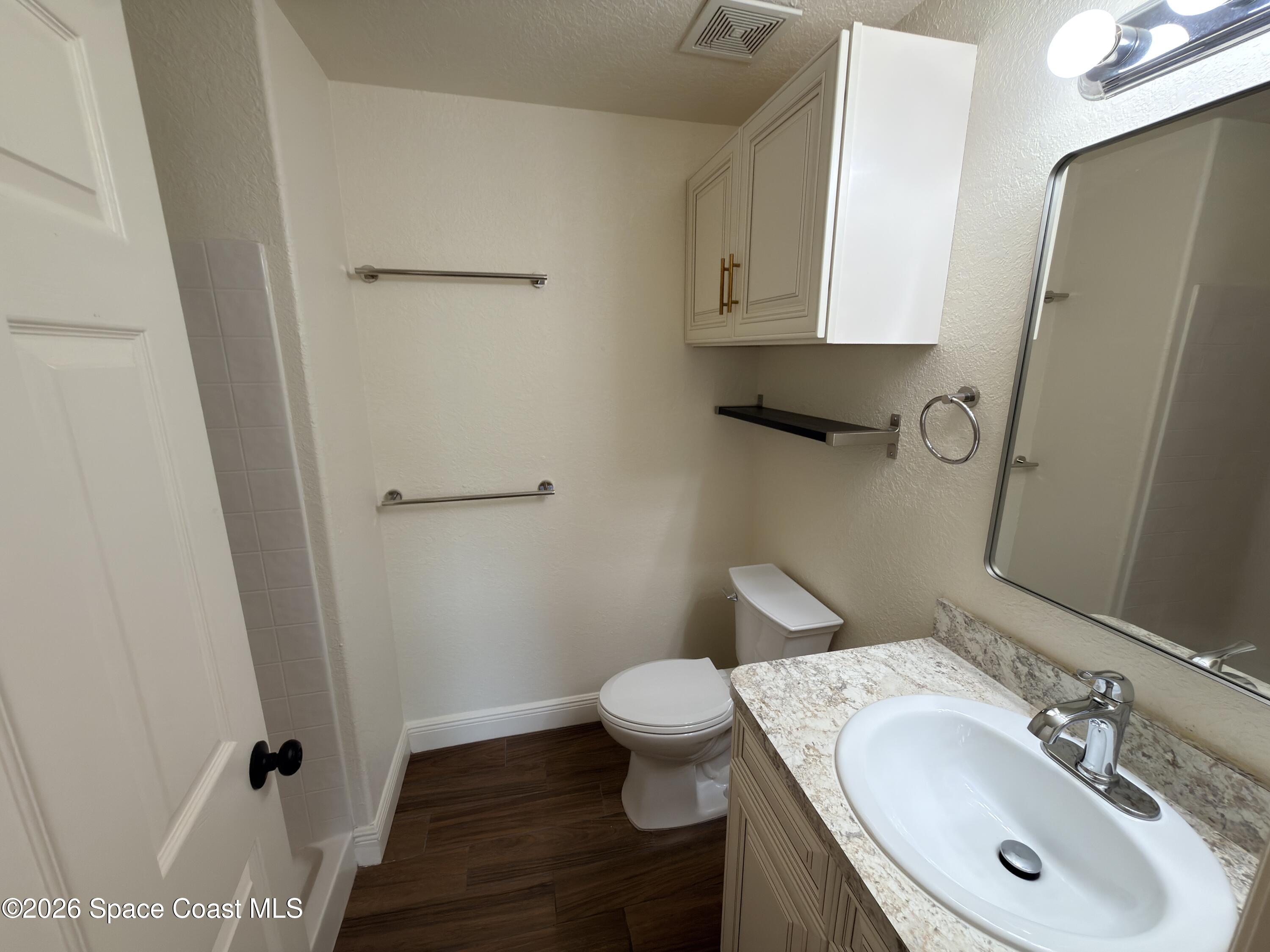 1914 Fletcher Street Melbourne, FL 32901 - Photo 14 of 20 20260429_185633007_iOS