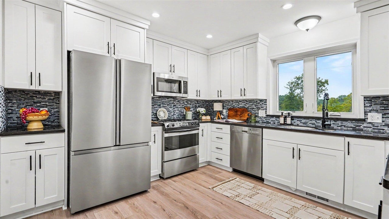 14400 Van Syckle Road Gregory, MI 48137 - Photo 9 of 55 Gallery Image 9