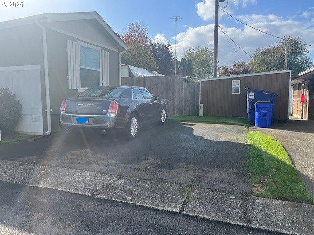 16901 Southeast Division Street, Unit 43 Portland, OR 97236 - Photo 11 of 18 Parking