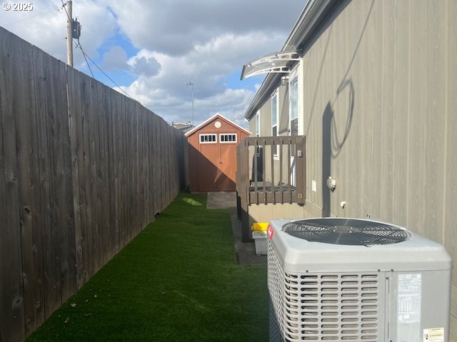 16901 Southeast Division Street, Unit 43 Portland, OR 97236 - Photo 13 of 18 Yard