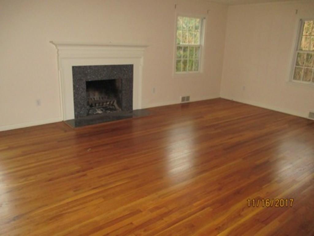 519 Chestnut Road Sewickley, PA 15143 - Photo 5 of 14 Gallery Image 5