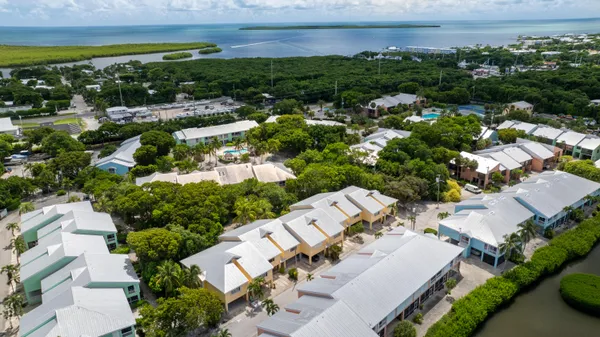 $569,900 | 9871 Leeward Avenue, Key Largo, FL 33037