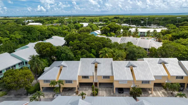 $569,900 | 9871 Leeward Avenue, Key Largo, FL 33037