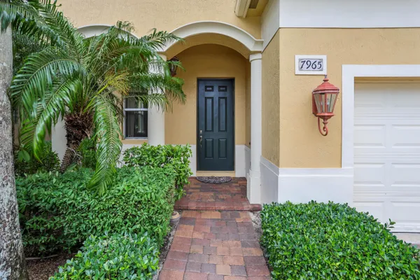 $4,000 | 7965 Shaddock Drive, Boynton Beach, FL 33436