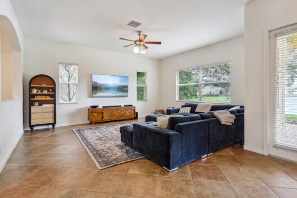 $4,000 | 7965 Shaddock Drive, Boynton Beach, FL 33436