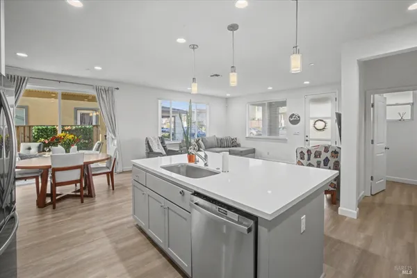 $639,000 | 2482 Cinnabar Drive, Fairfield, CA 94533