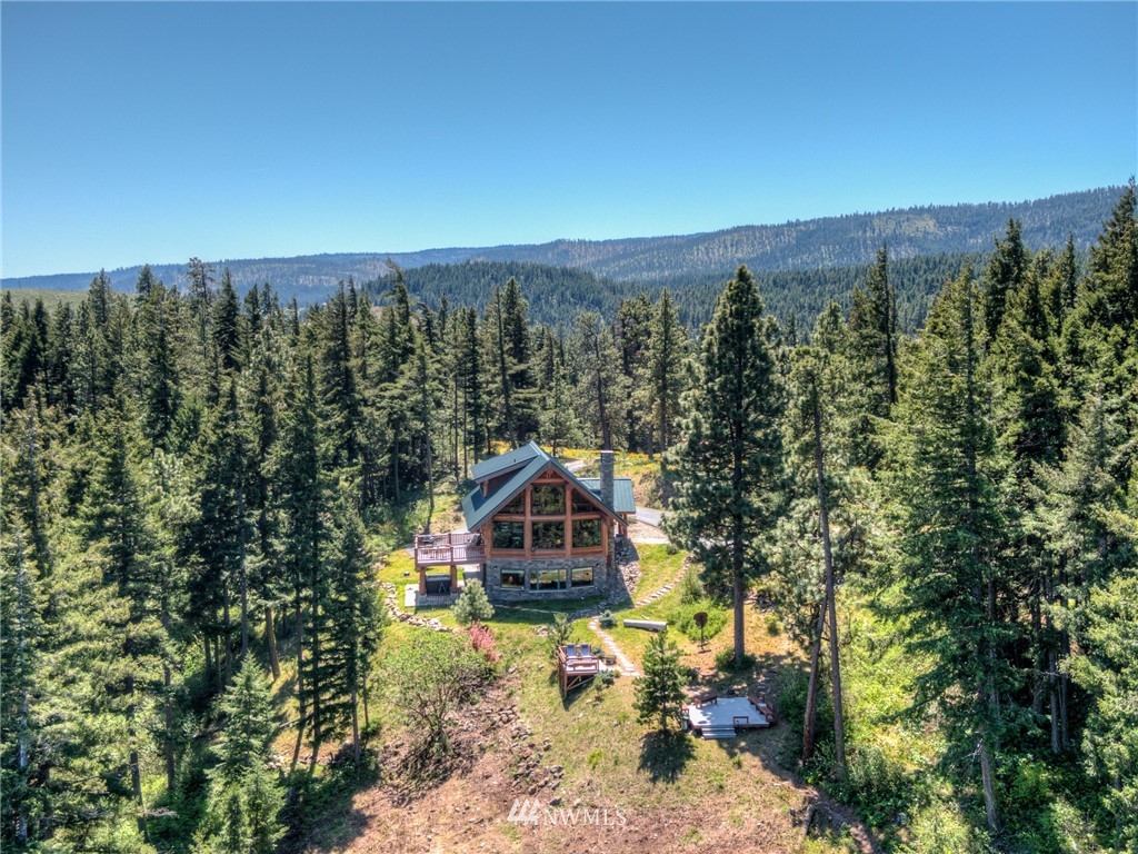 9352 Thorp Prairie Road Cle Elum, WA 98922 - Photo 4 of 32 Gallery Image 4