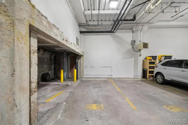 $180,000 | 1619 Washington Avenue, Unit 204, St. Louis, MO 63103