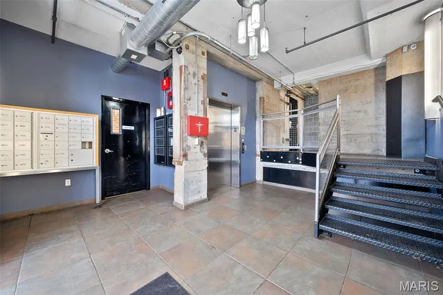 $180,000 | 1619 Washington Avenue, Unit 204, St. Louis, MO 63103