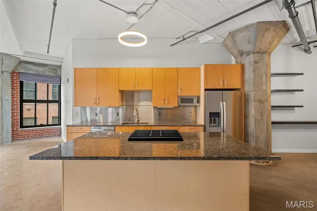 $180,000 | 1619 Washington Avenue, Unit 204, St. Louis, MO 63103