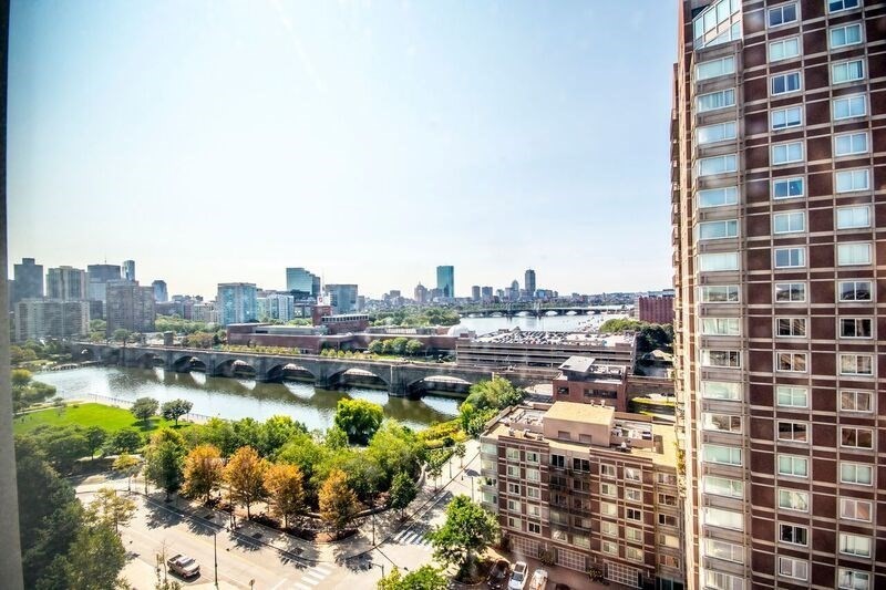 8-12 Museum Way, Unit 1224 Cambridge, MA 02141 - Photo 2 of 18 a city view