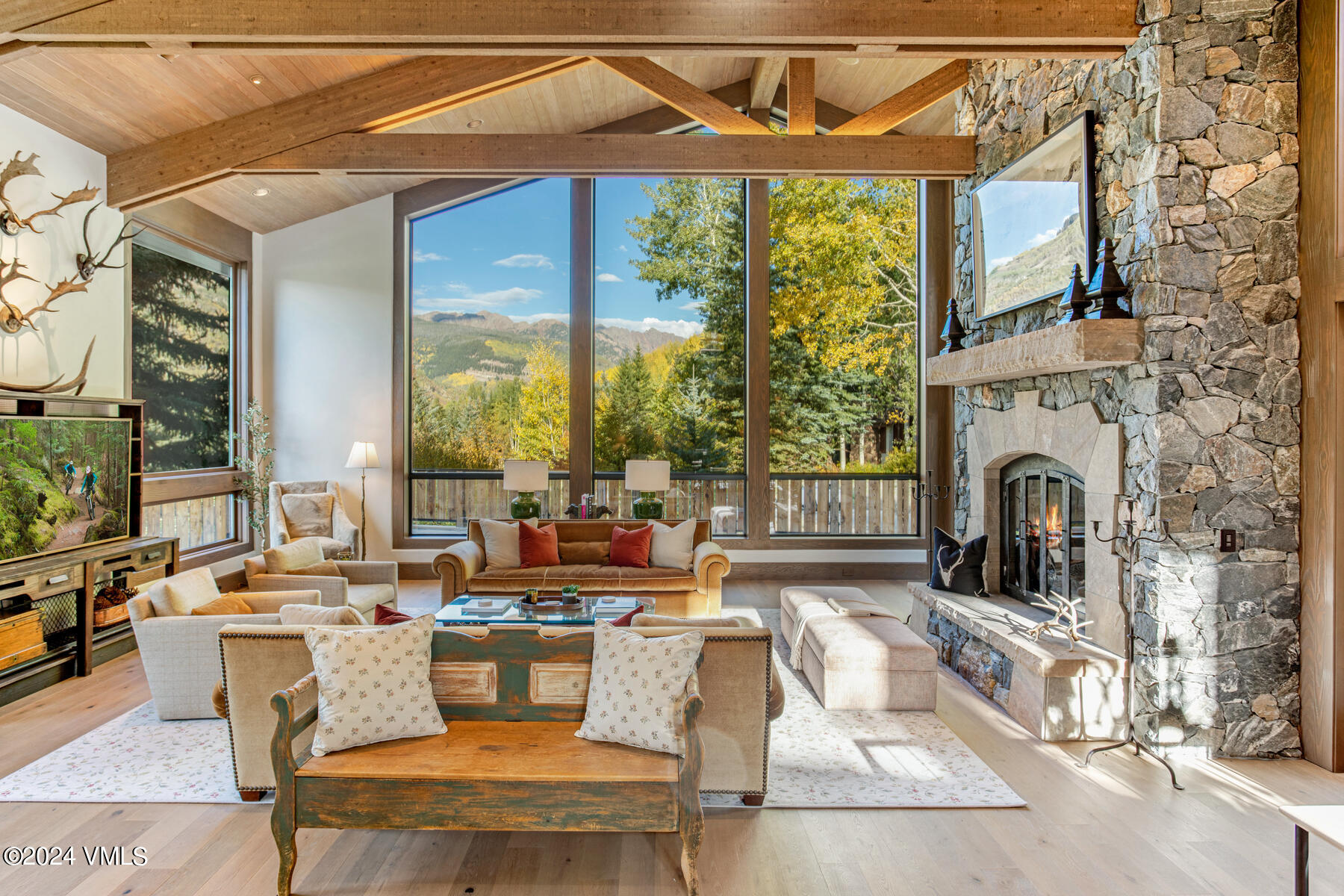 1119 Ptarmigan Road Vail, CO 81657 - Photo 14 of 64 1119 Ptarmigan Rd-014-018-Great Room-MLS