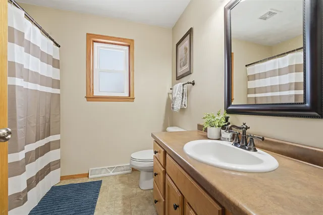 $399,900 | N9555 Chadbury Lane, Appleton, WI 54915