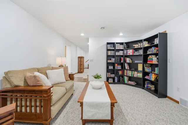 $399,900 | N9555 Chadbury Lane, Appleton, WI 54915