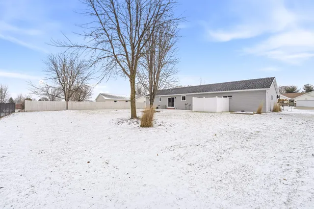 $399,900 | N9555 Chadbury Lane, Appleton, WI 54915