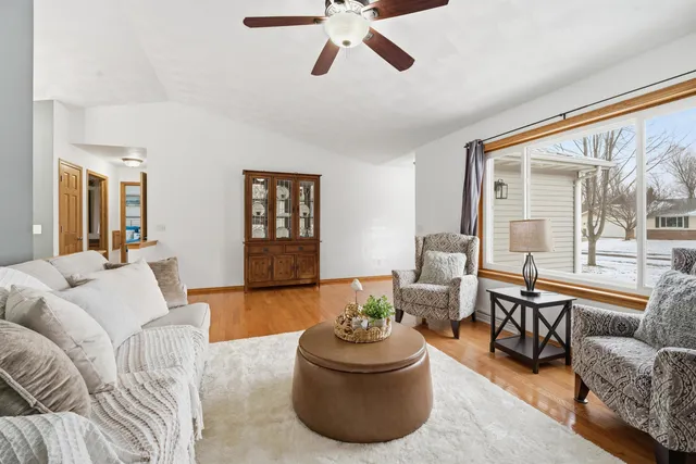 $399,900 | N9555 Chadbury Lane, Appleton, WI 54915