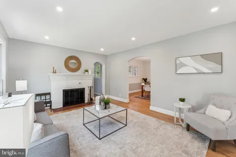 $1,299,999 | 1111 Woodside Parkway, Silver Spring, MD 20910