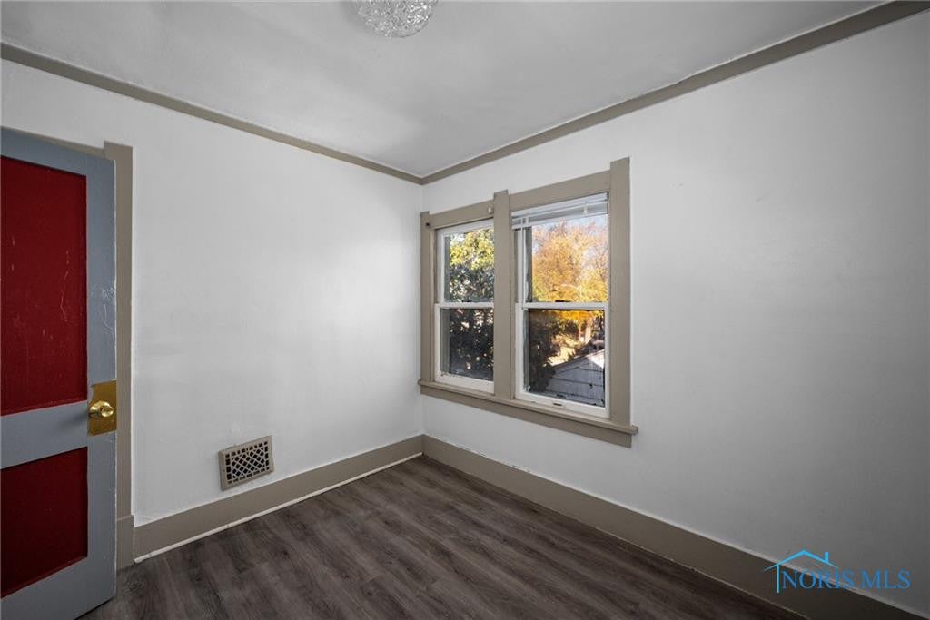 1802 Pilgrim Road Toledo, OH 43607 - Photo 19 of 24 Gallery Image 19