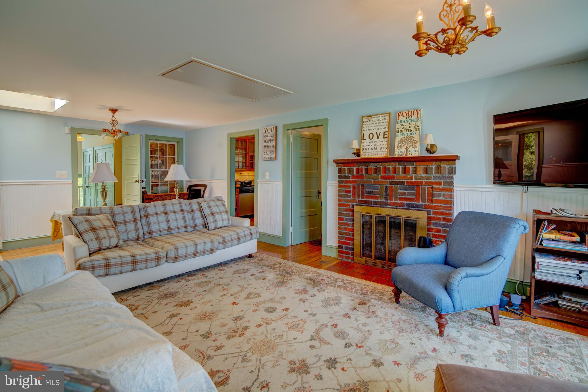 6353 Genoa Road Tracys Landing, MD 20779 - Photo 24 of 84 living room