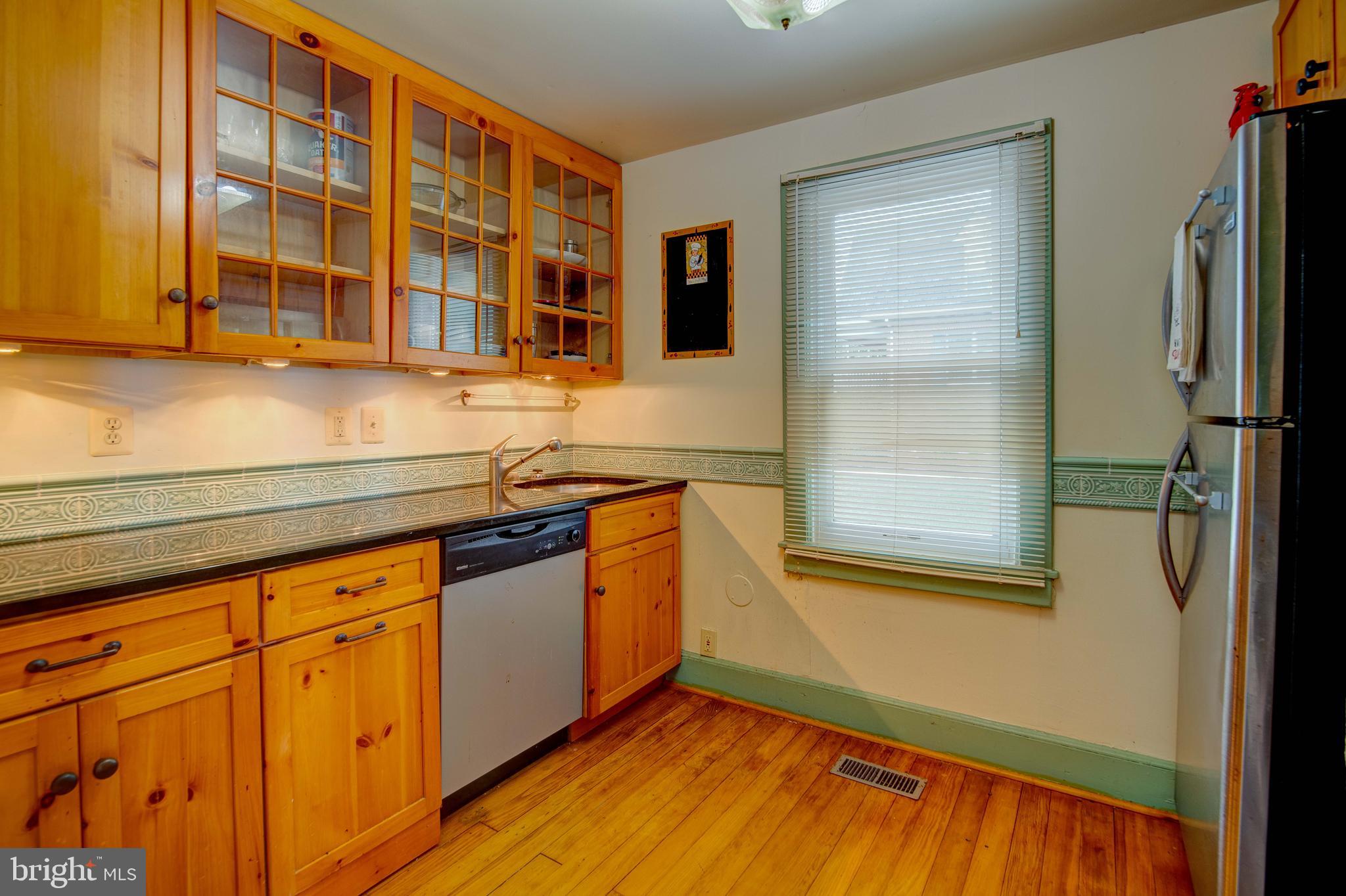 6353 Genoa Road Tracys Landing, MD 20779 - Photo 33 of 84 Kitchen