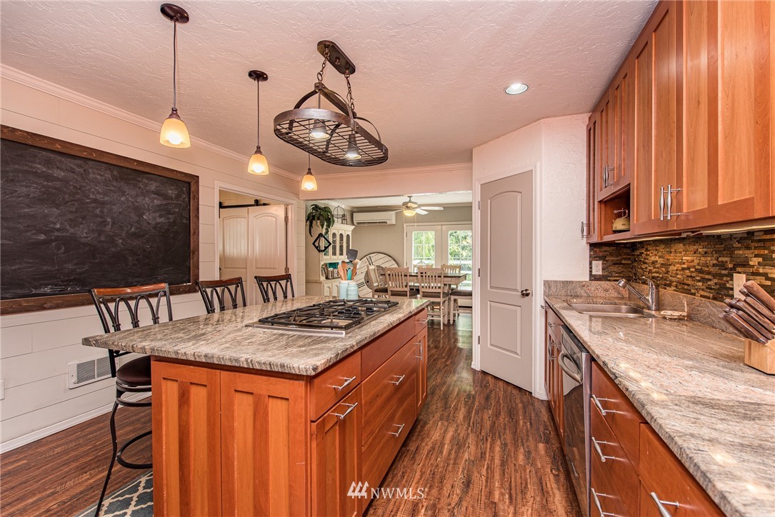 2292 Mt Pleasant Road Port Angeles, WA 98362 - Photo 4 of 25 Gallery Image 4