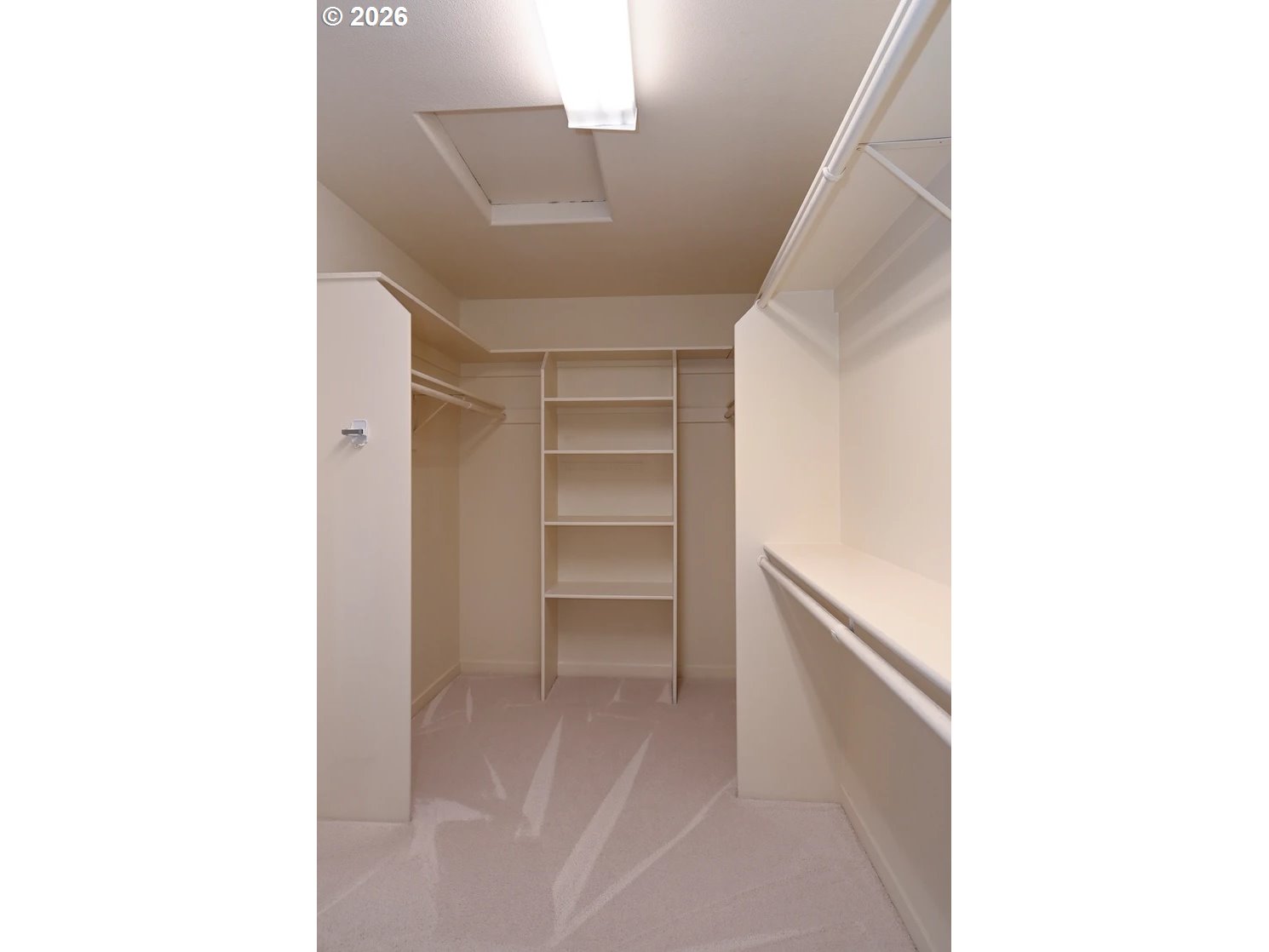 7798 Southwest Alder Street Portland, OR 97224 - Photo 26 of 44