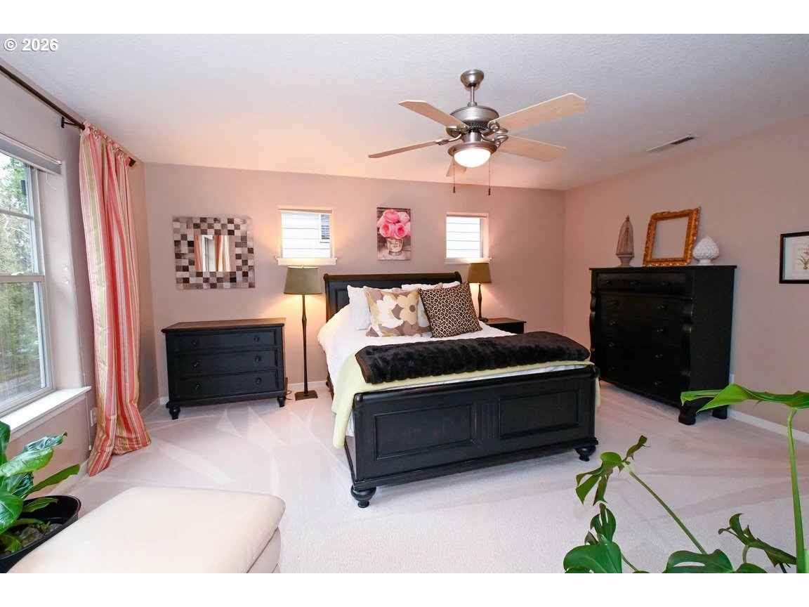 7798 Southwest Alder Street Portland, OR 97224 - Photo 29 of 44