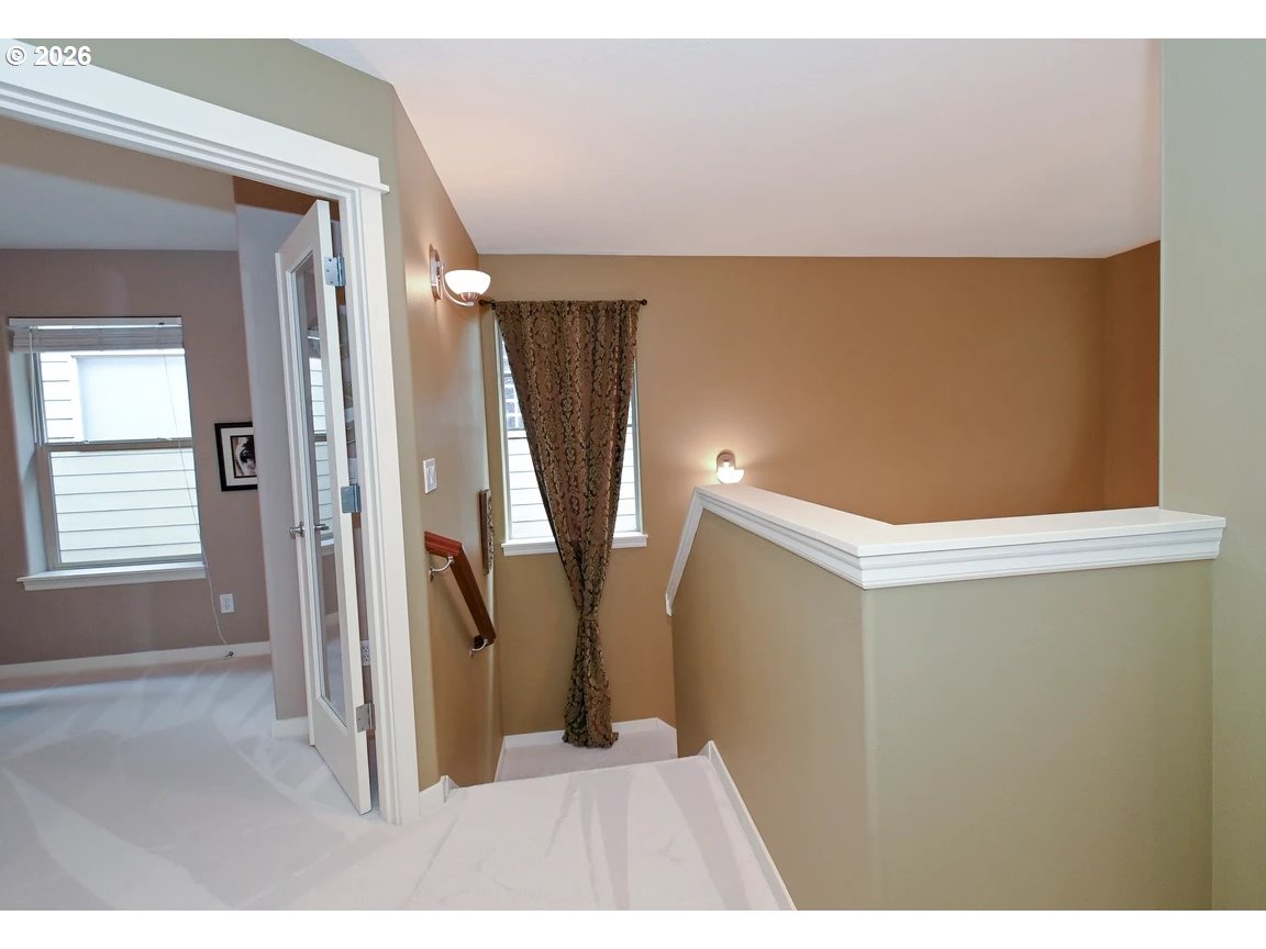 7798 Southwest Alder Street Portland, OR 97224 - Photo 31 of 44