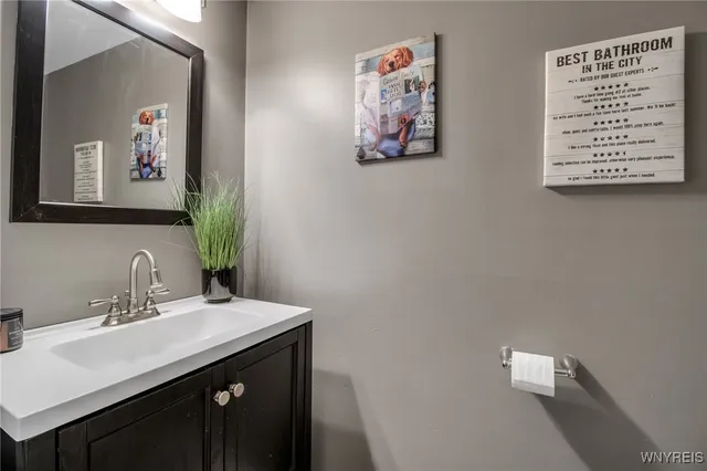 $349,900 | 271 Sprucewood Terrace, Amherst, NY 14221