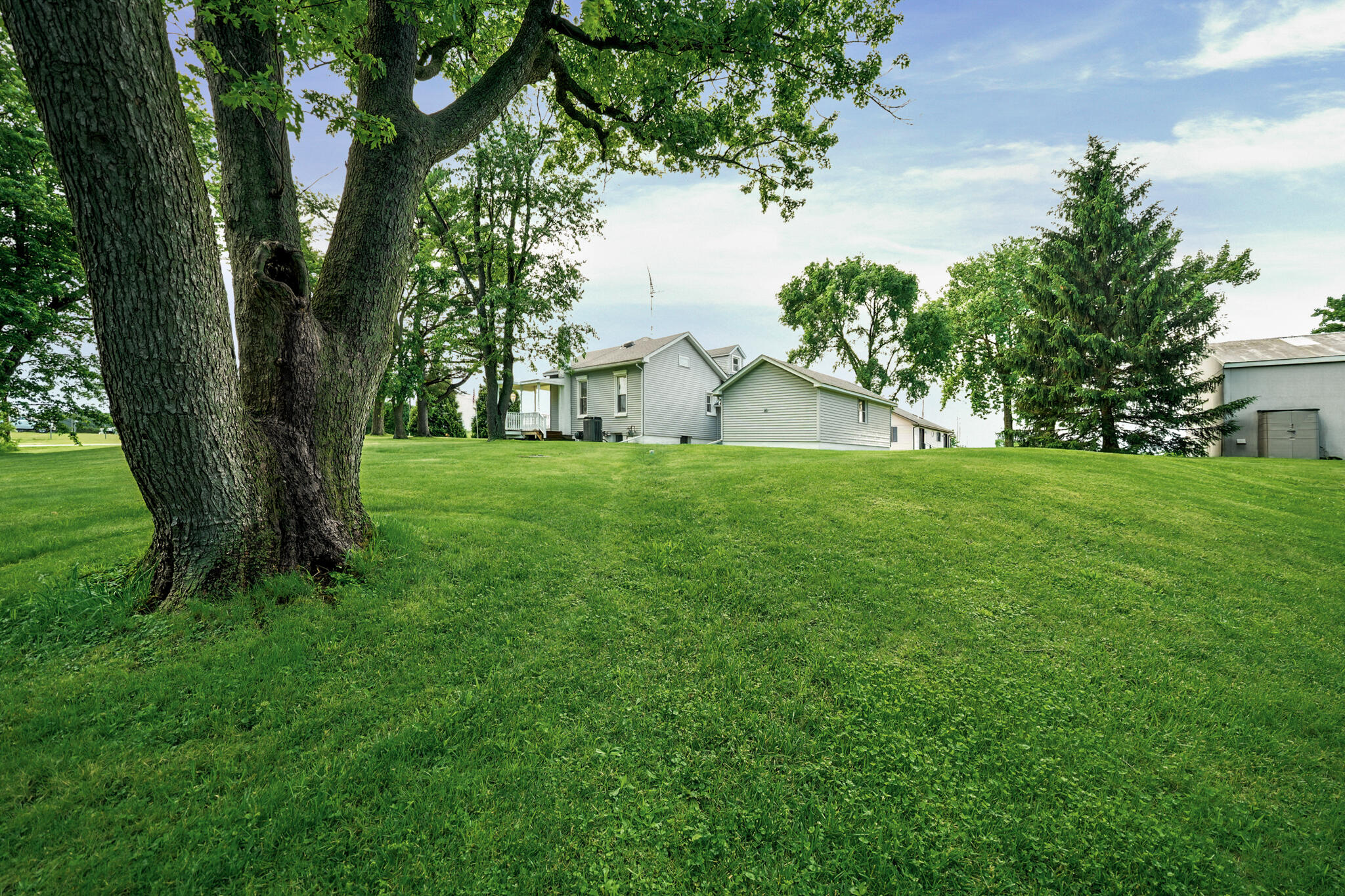 8240 Randolph Street Crown Point, IN 46307 - Photo 45 of 60 2048x1365