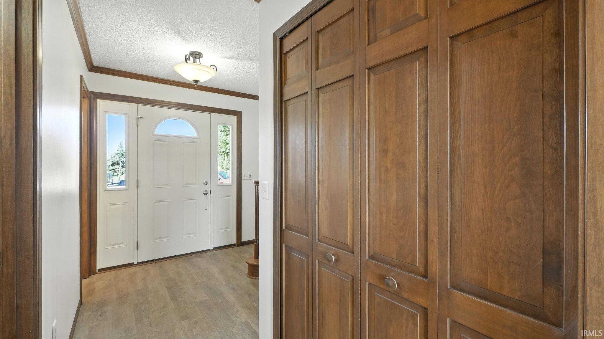 9102 Almond Tree Court Fort Wayne, IN 46804 - Photo 14 of 35