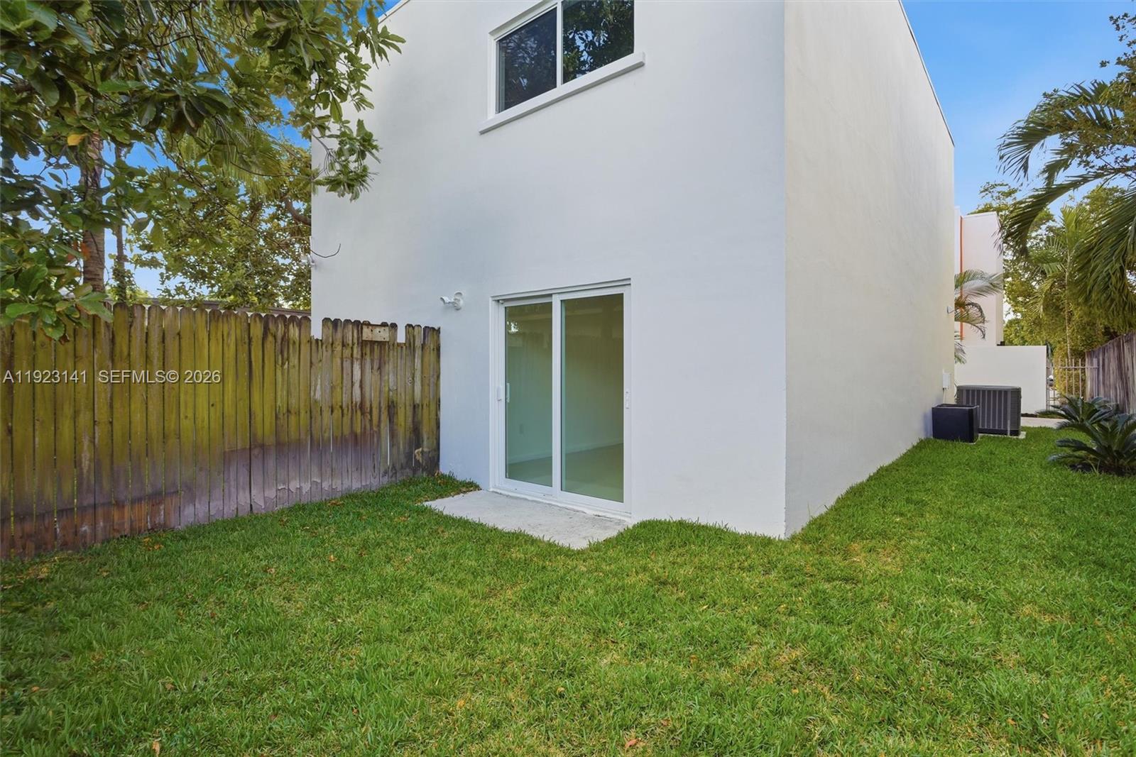 1045 Southwest 25th Avenue Miami, FL 33135 - Photo 12 of 43 Unit 1 backyard