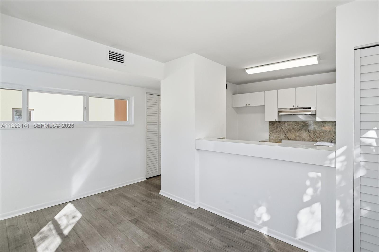 1045 Southwest 25th Avenue Miami, FL 33135 - Photo 23 of 43