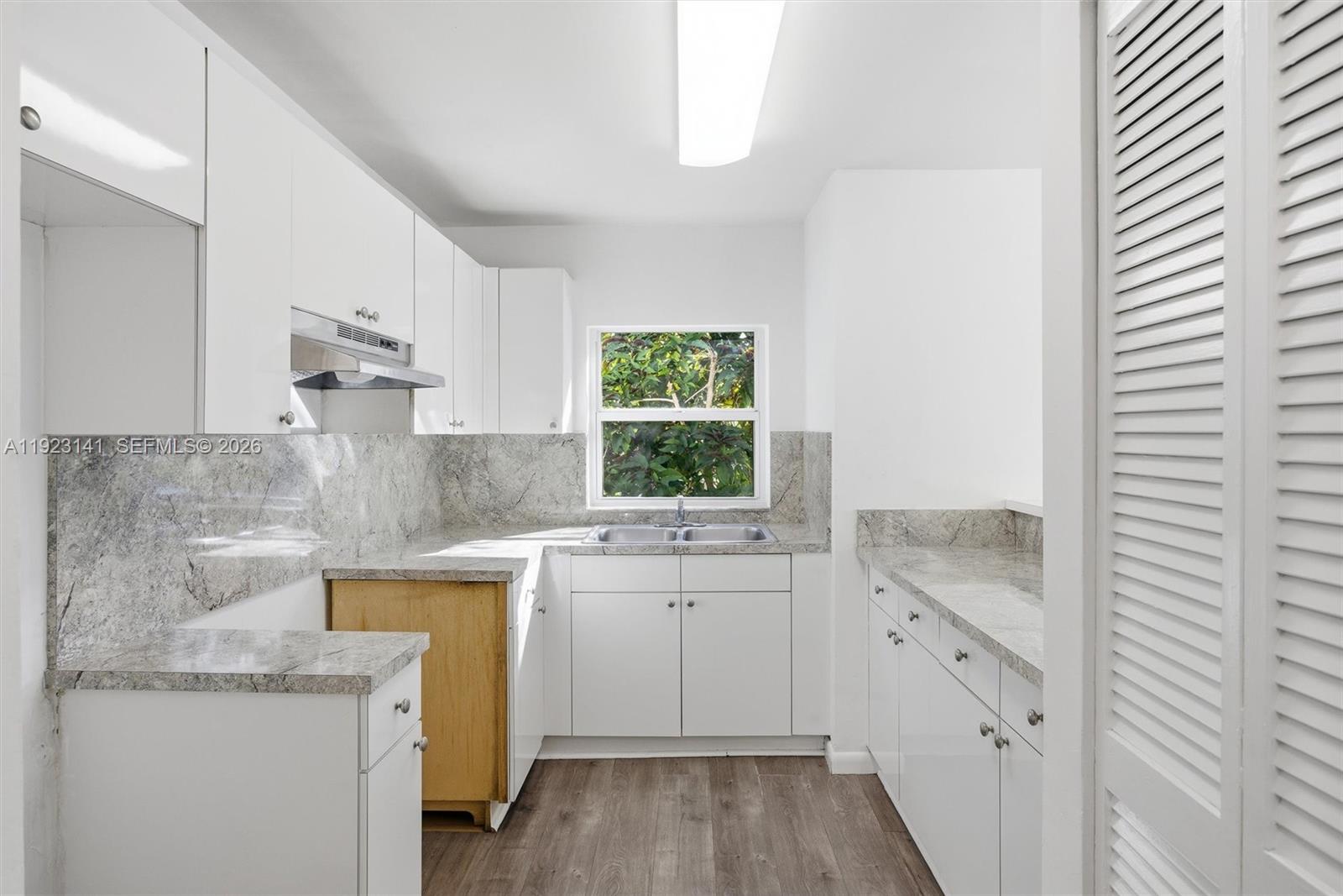 1045 Southwest 25th Avenue Miami, FL 33135 - Photo 24 of 43 Unit 2 kitchen