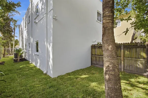 $1,375,000 | 1045 Southwest 25th Avenue, Miami, FL 33135