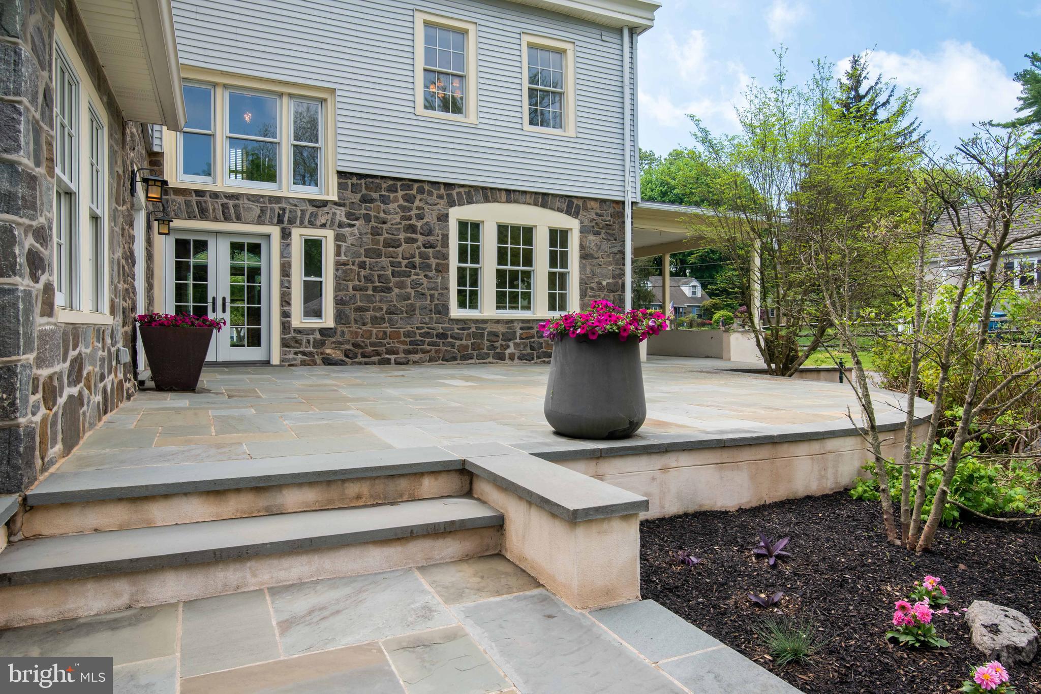559 Red Fox Lane Wayne, PA 19087 - Photo 33 of 57 Slate patio