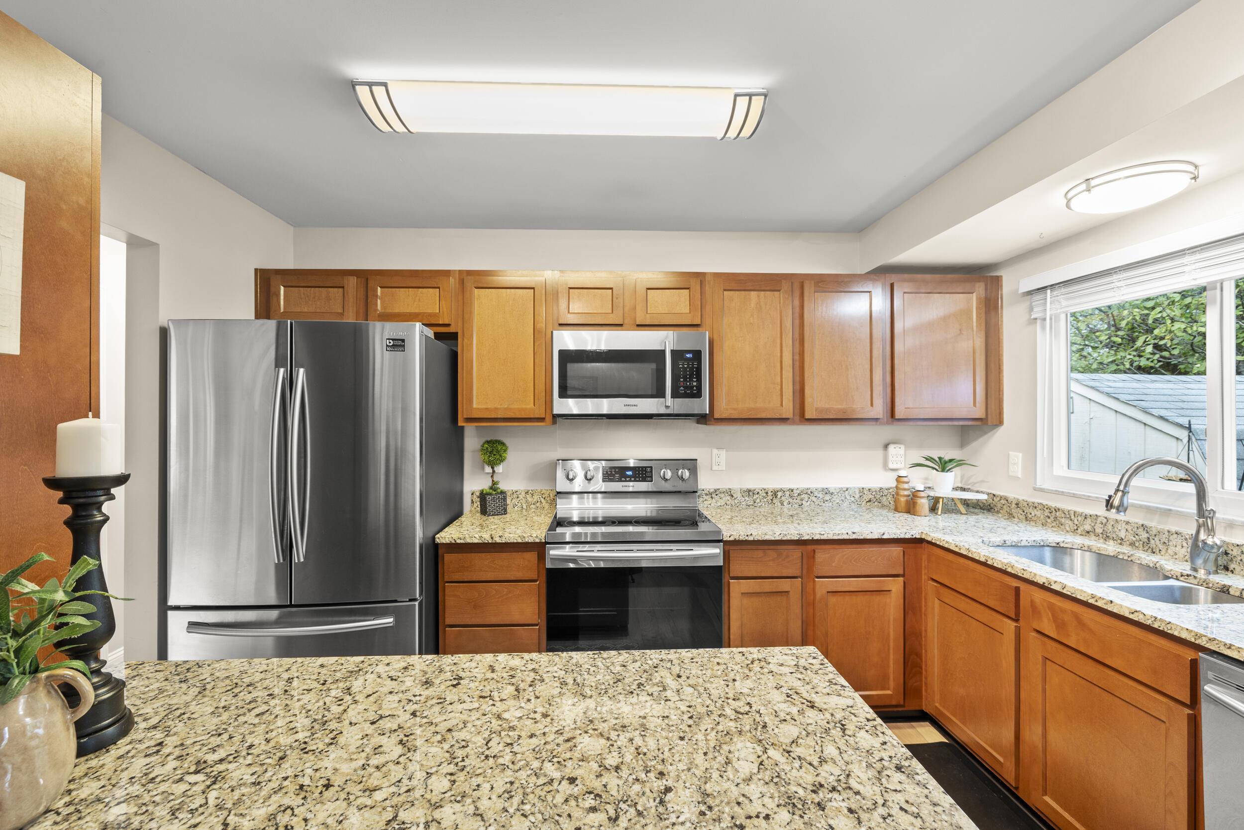 5672 Norcross Road Columbus, OH 43229 - Photo 17 of 38 17_kitchen 06