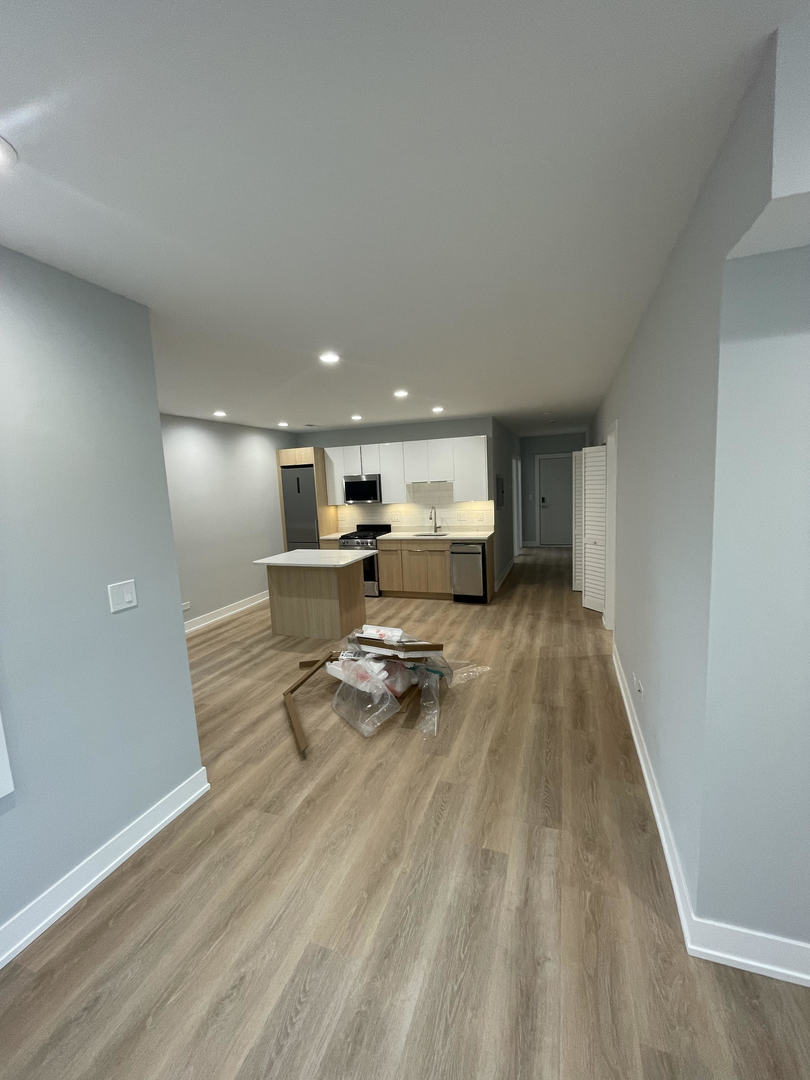 1548 West Juneway Terrace, Unit 2A Chicago, IL 60626 - Photo 4 of 21